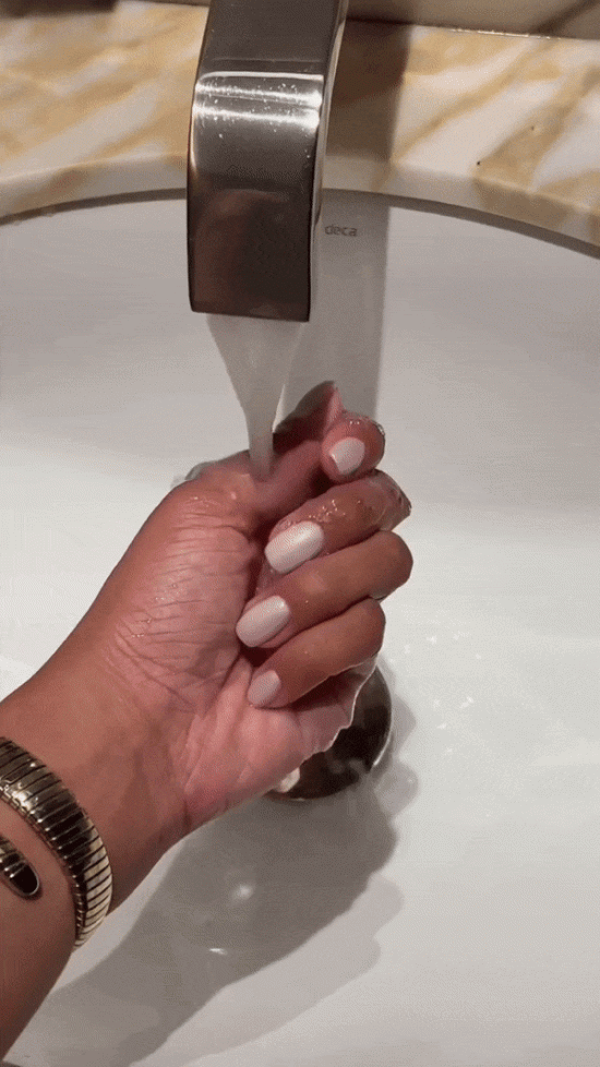 Nega nohtov in obnohtne kožice, ki jo lahko naredite sami v hladnih mesecih