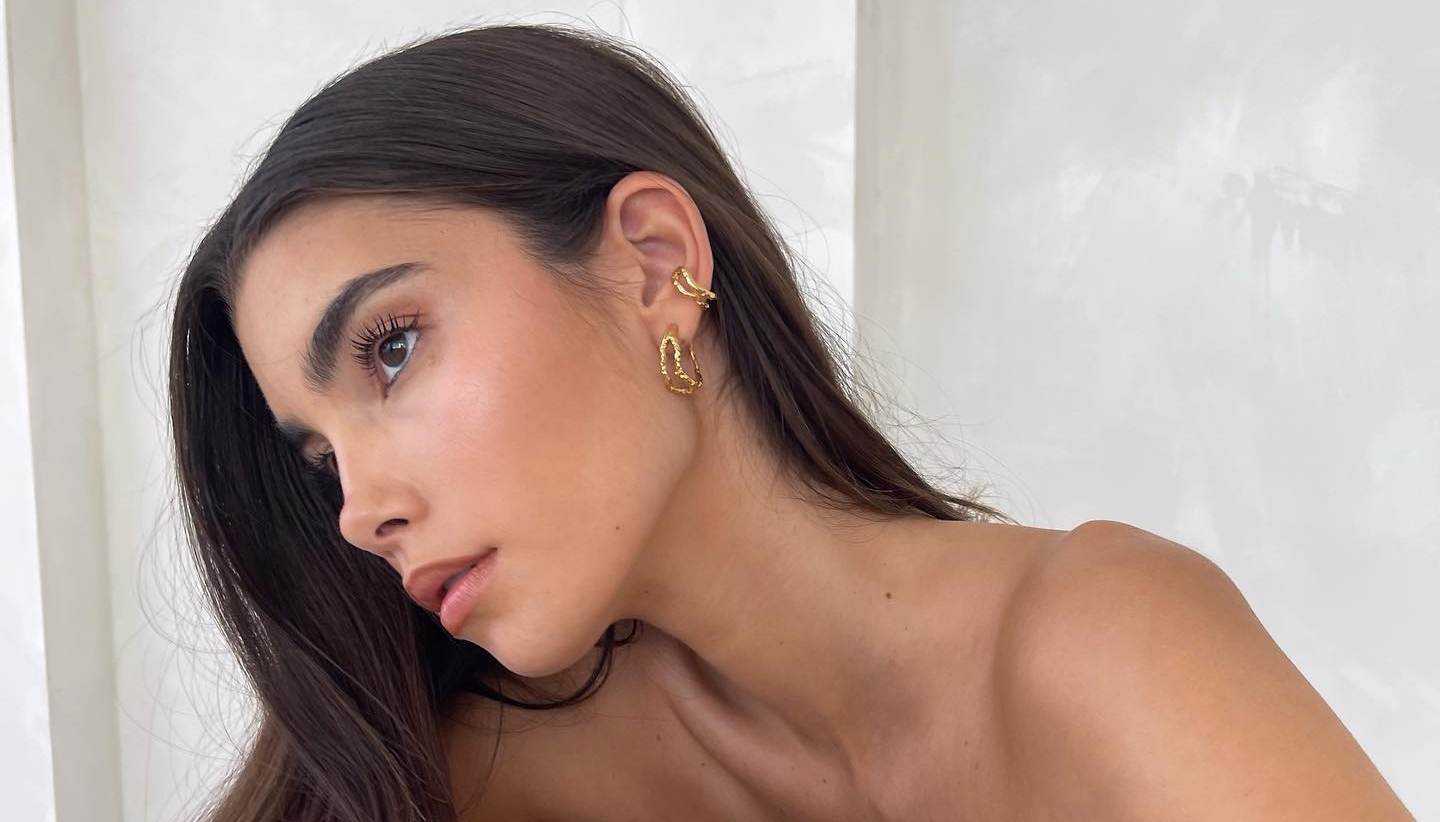 Našli smo drogerijsko zamenjavo za večno razprodani kremni bronzer Chanel