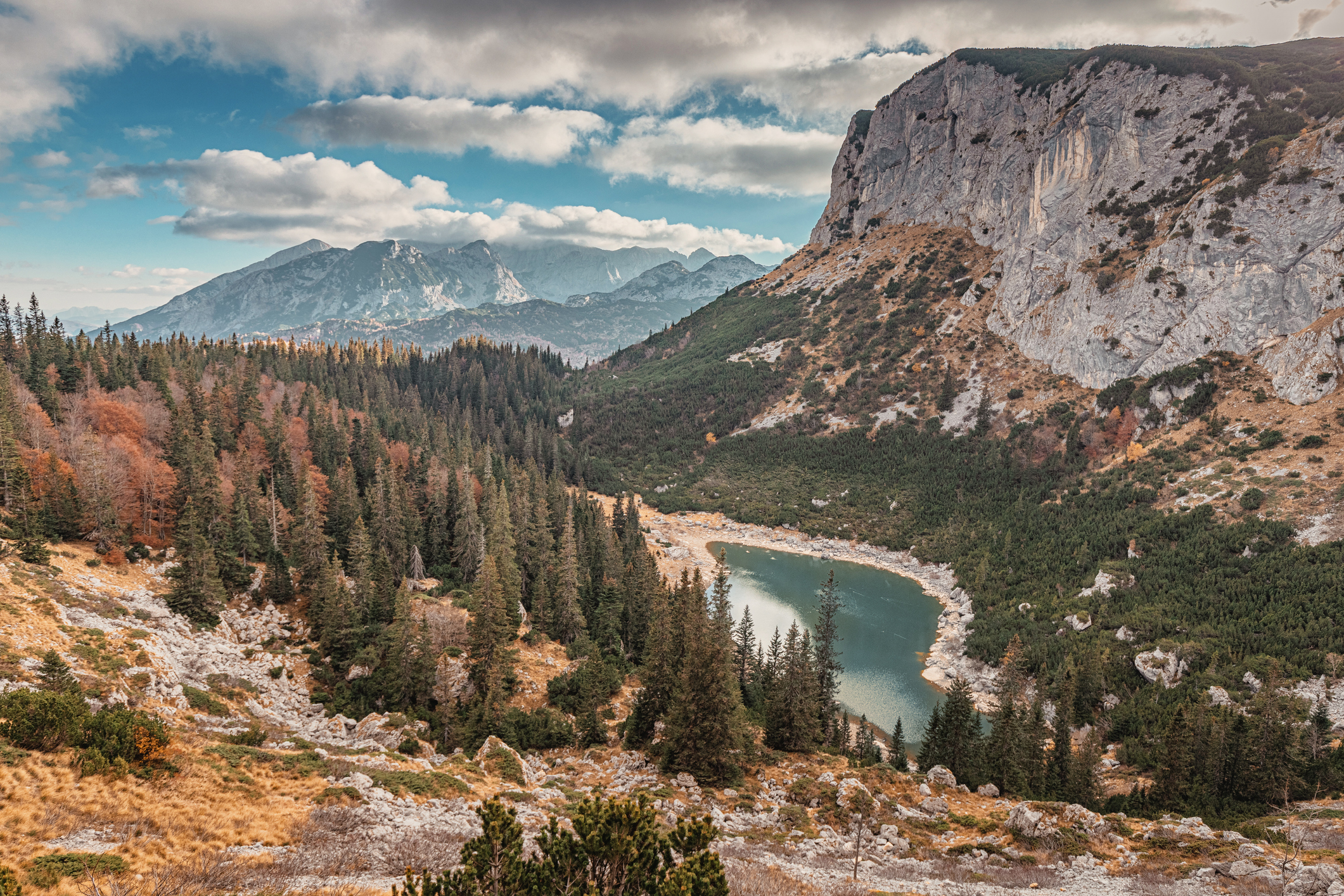 INSTA(NT) TRAVEL: Veličastni Durmitor – divja narava, ki jo morate obiskati