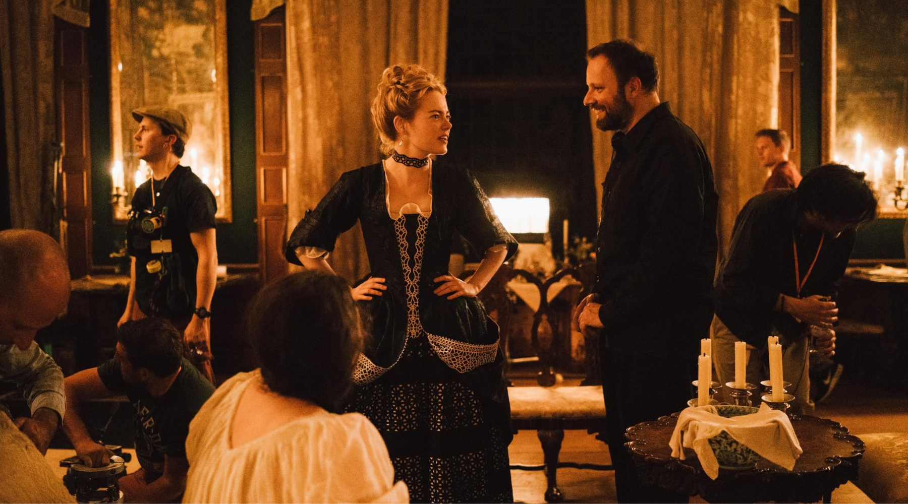 Prispel je napovednik za film “Bugonia”, ki je obnovil sodelovanje med Yorgosom Lanthimosom in Emmo Stone