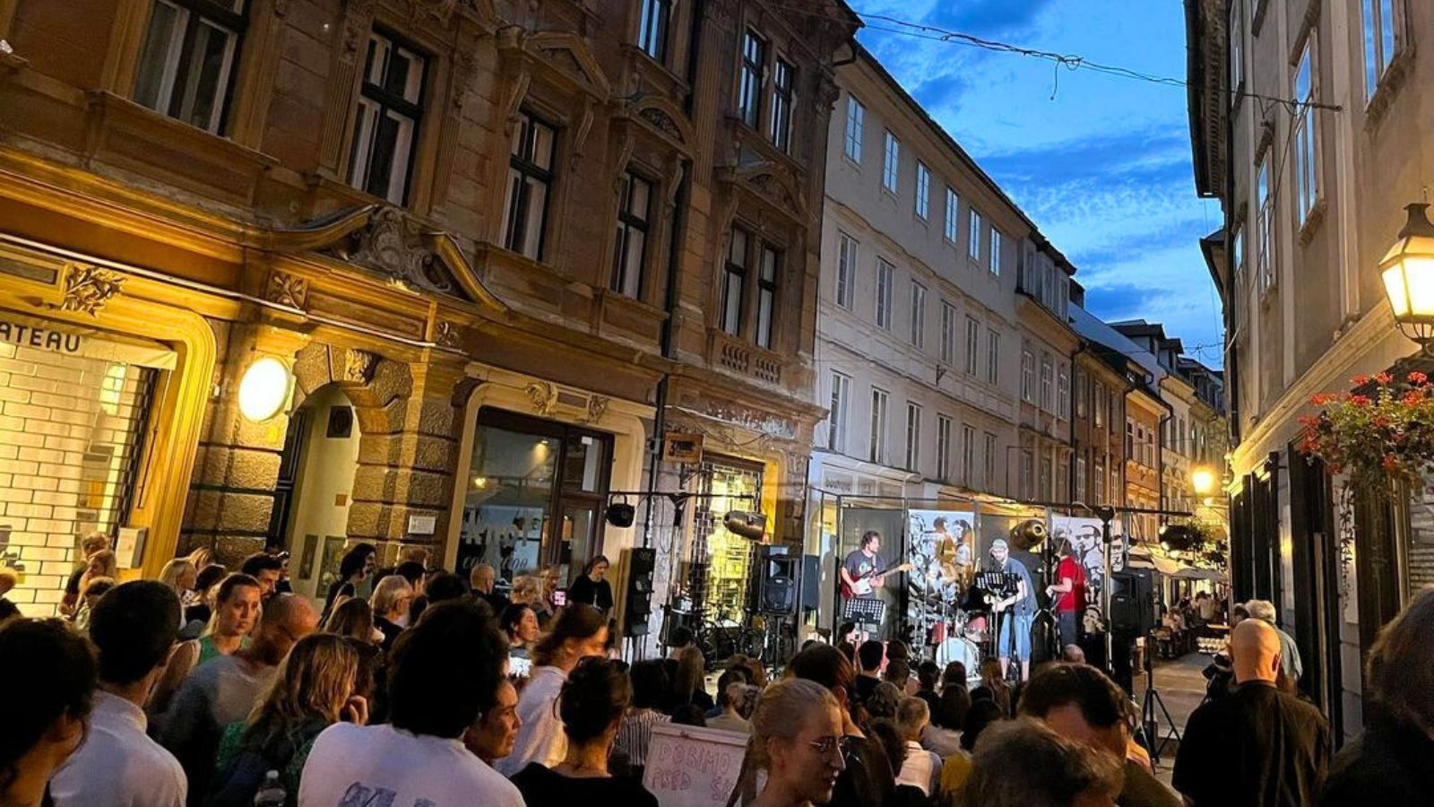 Tudi letos se sredi poletja Dobimo pred Škucem!