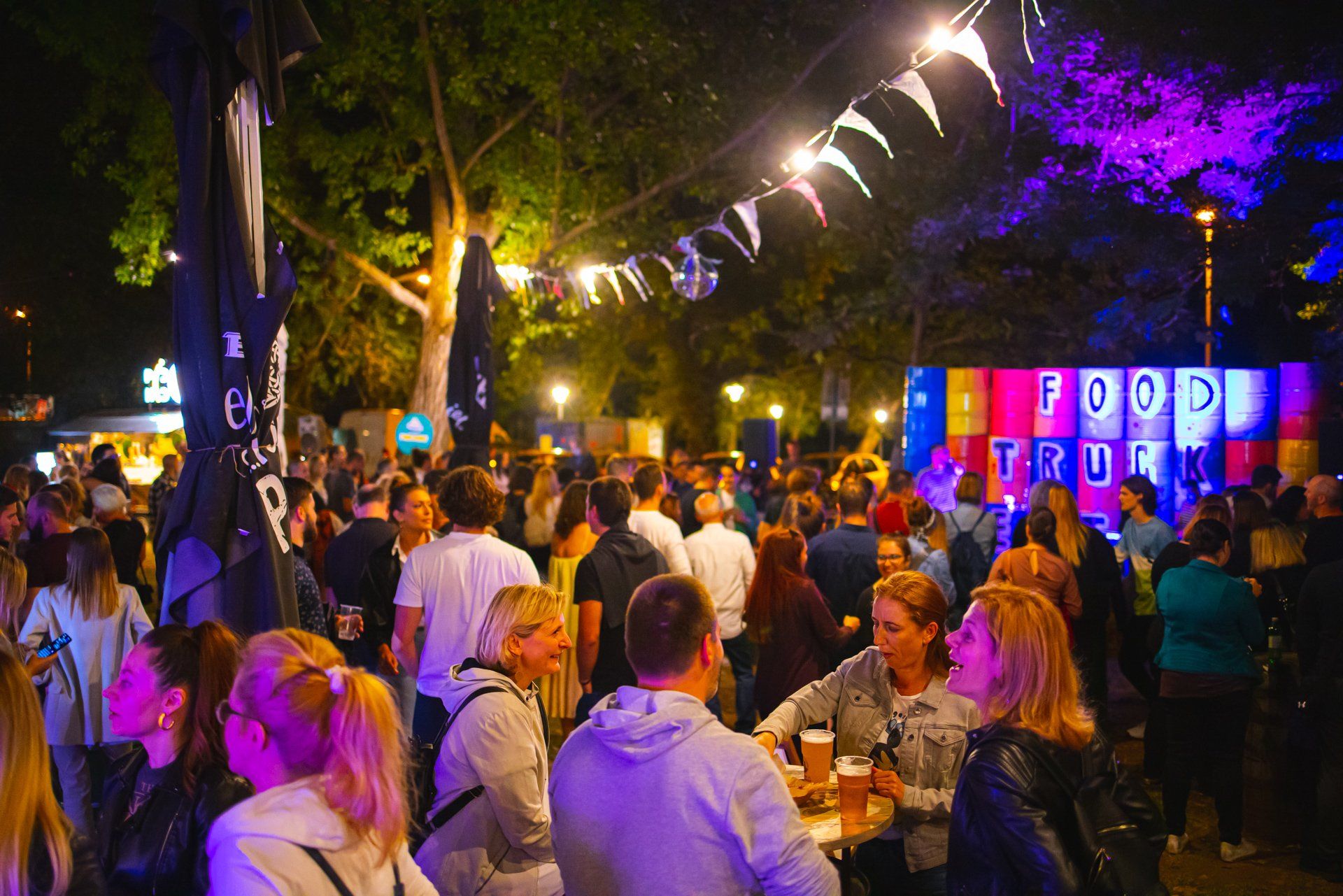 Praznik ulične hrane: V Maribor prihaja prvi Food Truck Festival
