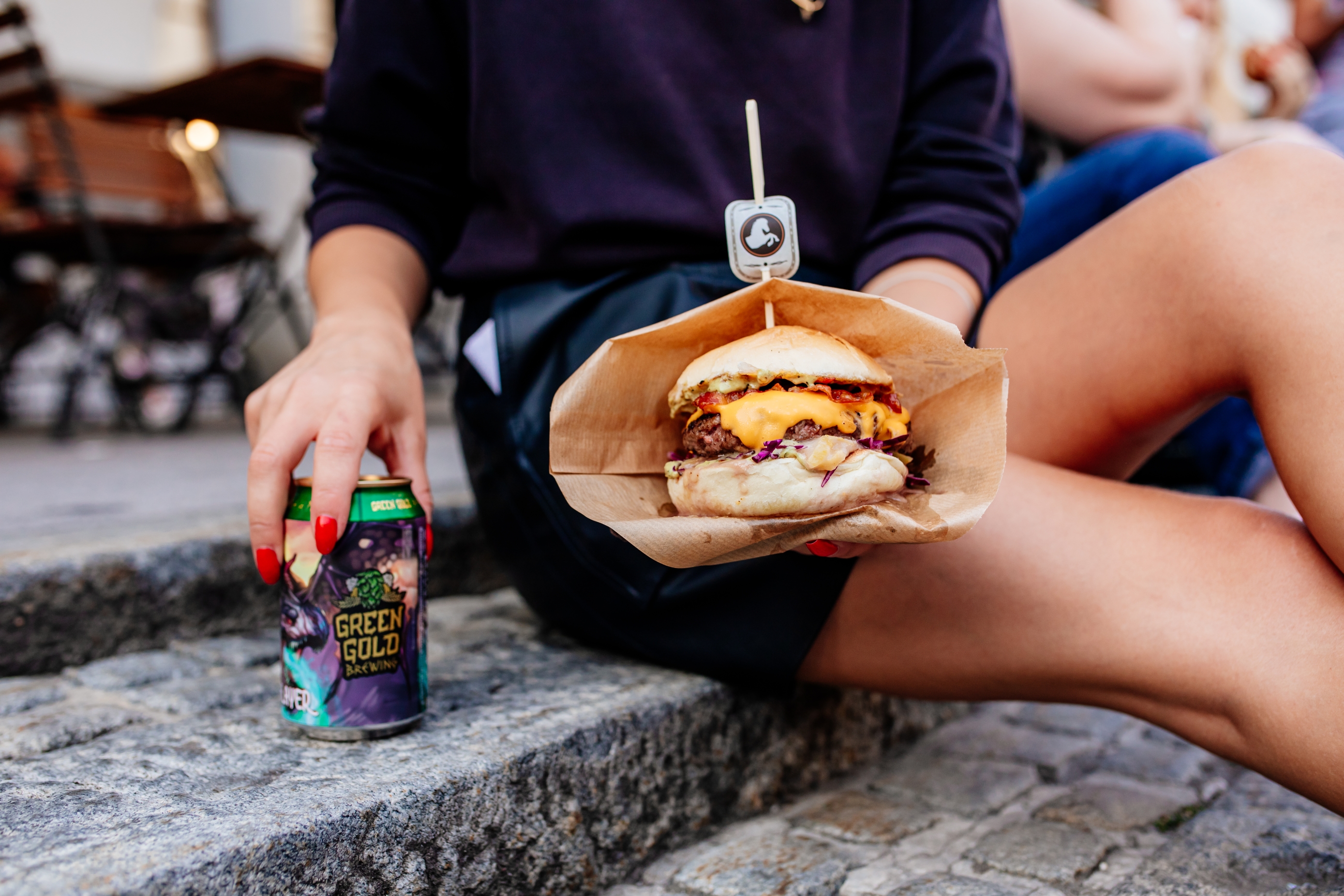 Ste za pivo? Ste za burger? Potem ne zamudite priljubljenega festivala Pivo & Burger Fest že to soboto!