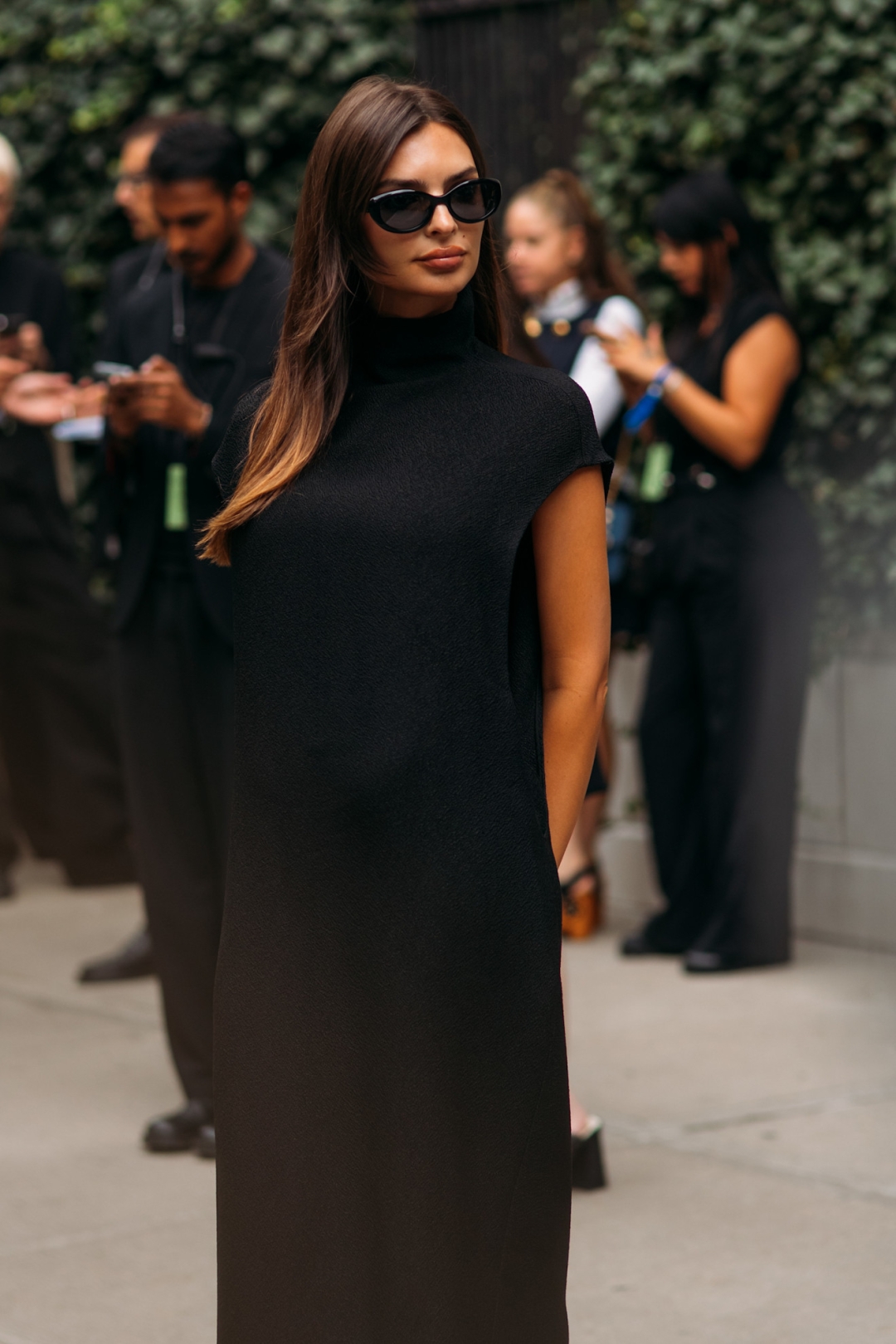bambi brunette_New York str S26 0694