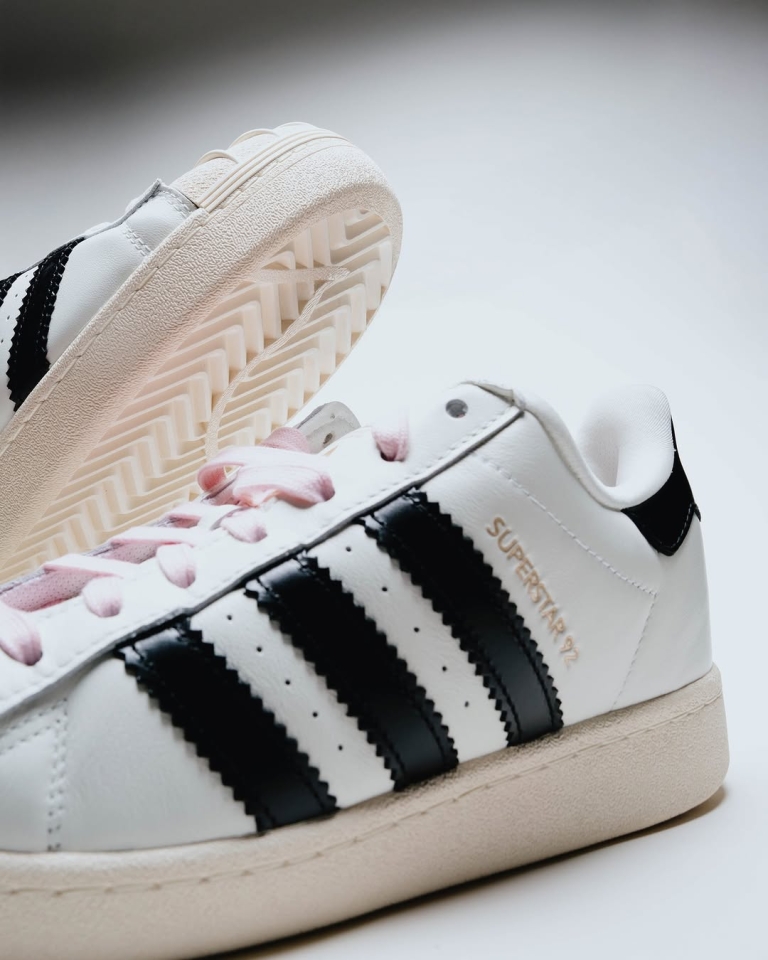 adidas Superstar