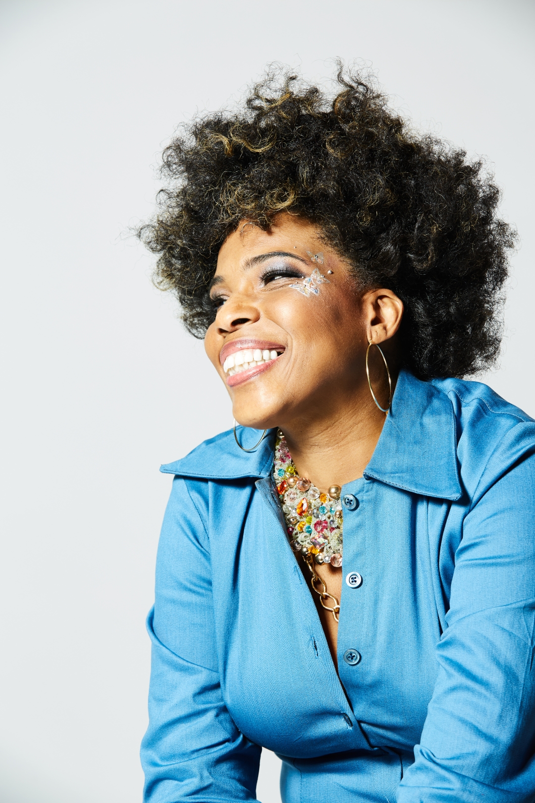 V Ljubljano se vrača ena najbolj prepoznavnih glasbenih ikon sodobnega R&B-ja in soula, pevka Macy Gray!