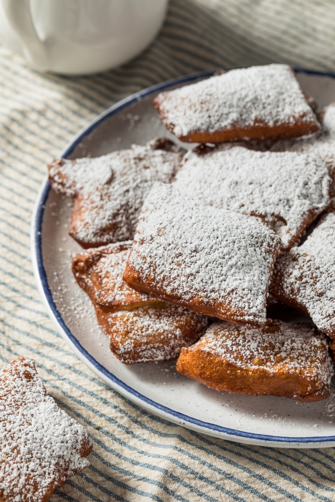 beignets_iStock-1487154280