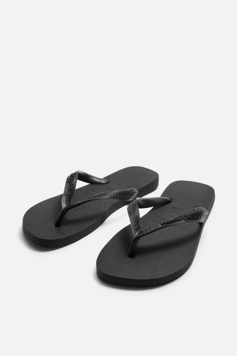 Zara in havaianas sta predstavila japonke, ki jih potrebujete to poletje