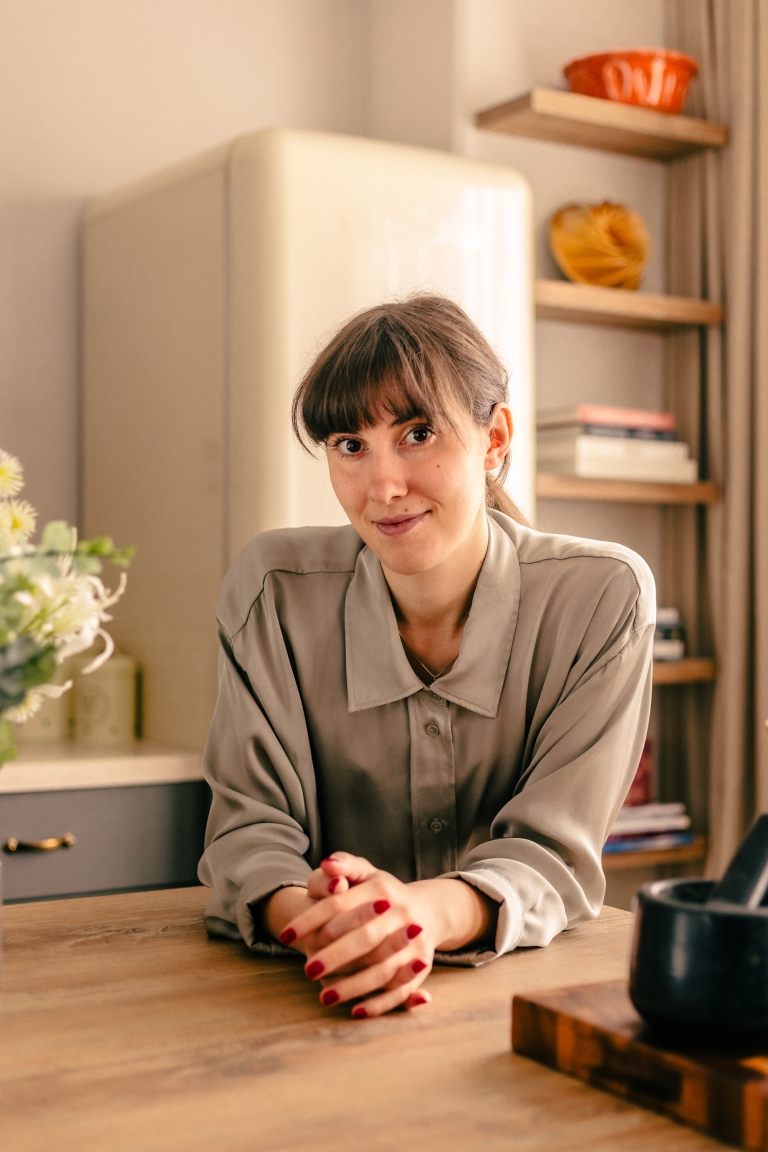 Intervju: “Ana Roš mi je dala drznost in senzibilnost, Gordon Ramsay disciplino in preciznost – jaz sem vmes, a popolnoma svoja.” – Brina Robinik Kobal