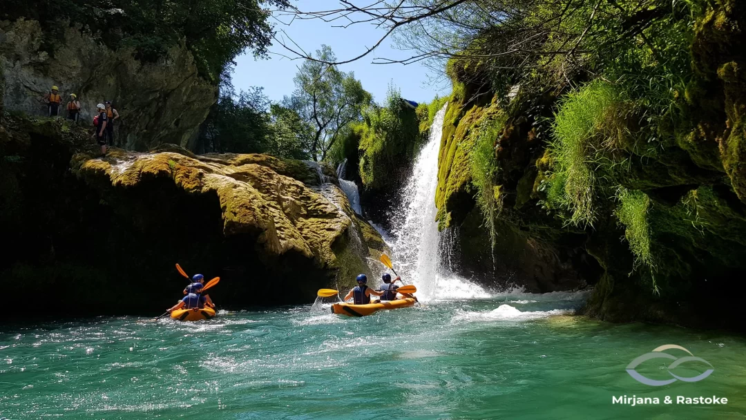 kayaking-kanuing-rafting