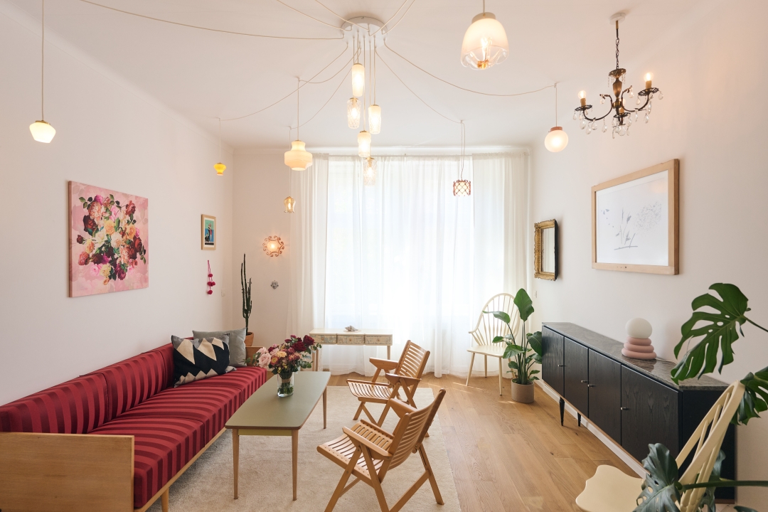 Jugošik interier Sodobna vintage eleganca
