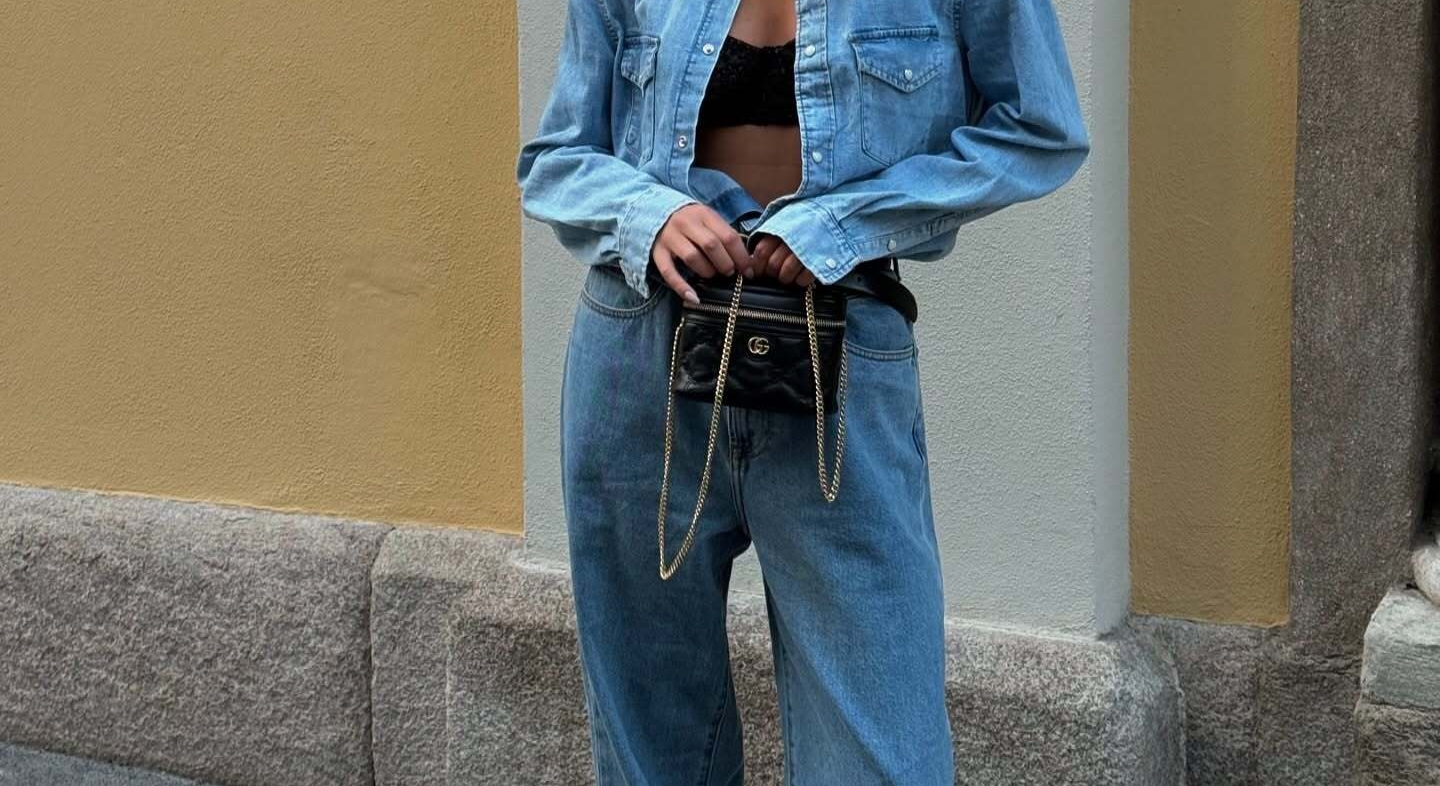 Ali nosimo kozmetične torbice zunaj? Ti modeli so najnovejši trend, in kar jih loči od drugih, je njihova oblika