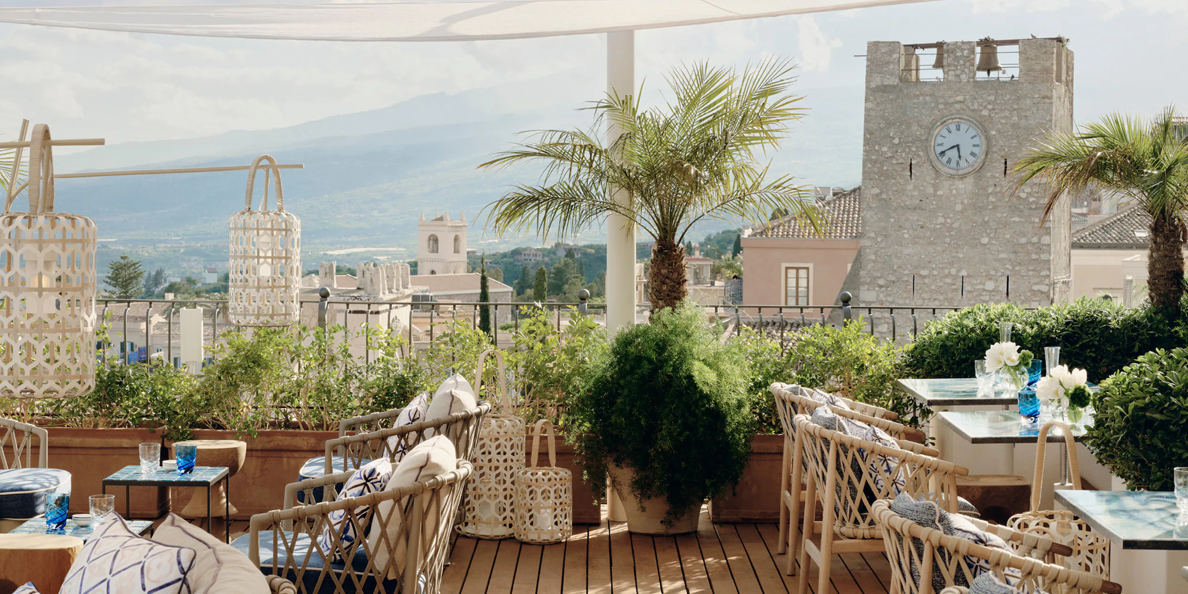Louis Vuitton ponovno odpira vrata ekskluzivnega bara na Siciliji s panoramsko teraso in pogledom na morje