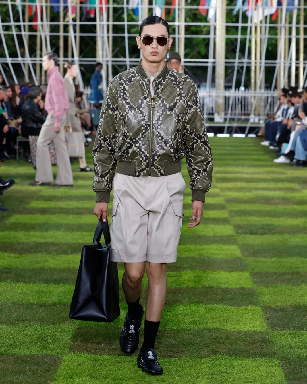 Louis Vuitton, Pomlad/poletje 2025