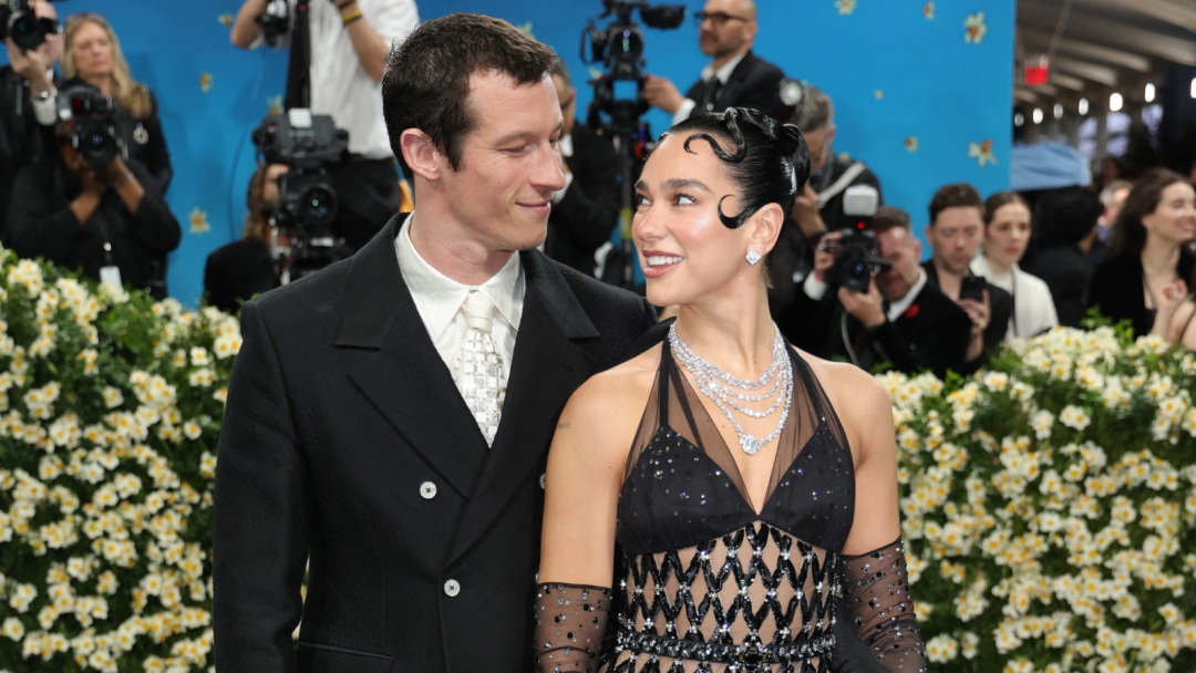 met gala top trenuci
