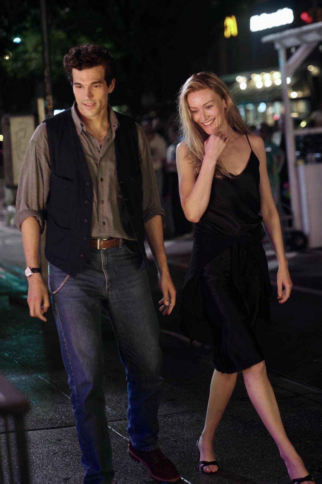Vse o seriji American Love Story, ki bo spremljala ljubezen Johna F. Kennedyja Jr. in Carolyn Bessette