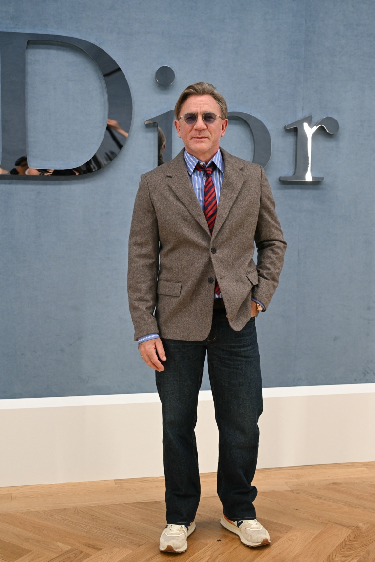 Daniel Craig