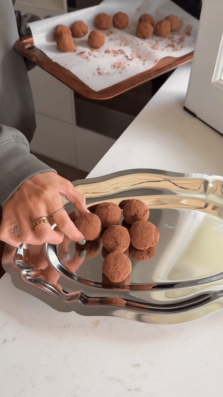 Na današnjem (sladkem) meniju: Okusne in preproste tiramisu kroglice