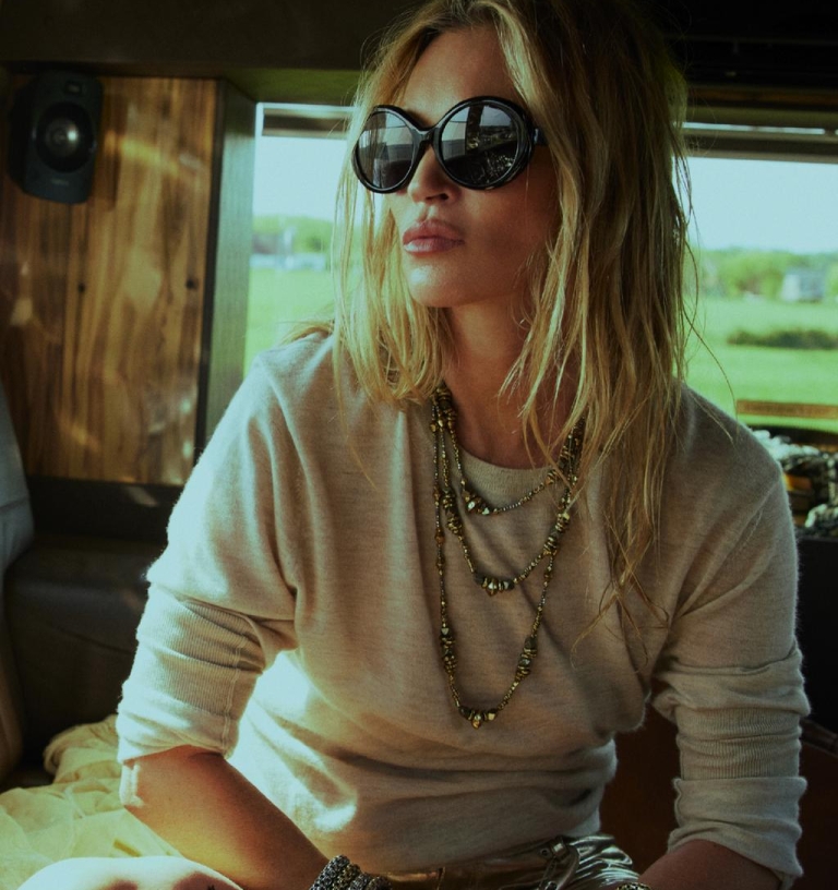 Ikona festivalskega boho sloga je znova v središču nove Zarine kolekcije. Uganili ste – gre za Kate Moss!