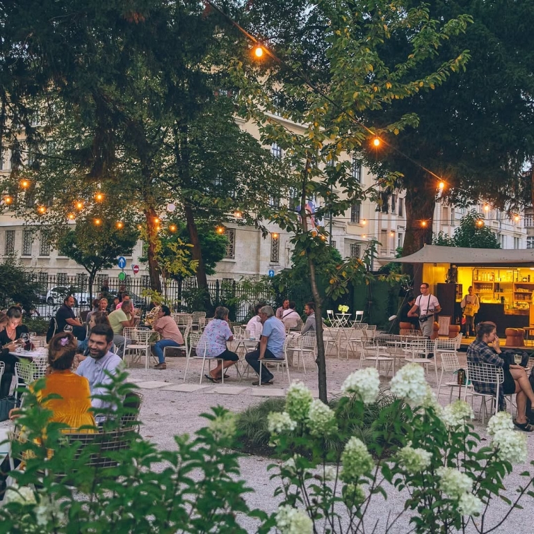 Festival med besedo in naravo ter knjige, ki jih ne boste našli v izložbah: Kaj prinašajo letošnji Slovenski dnevi knjige