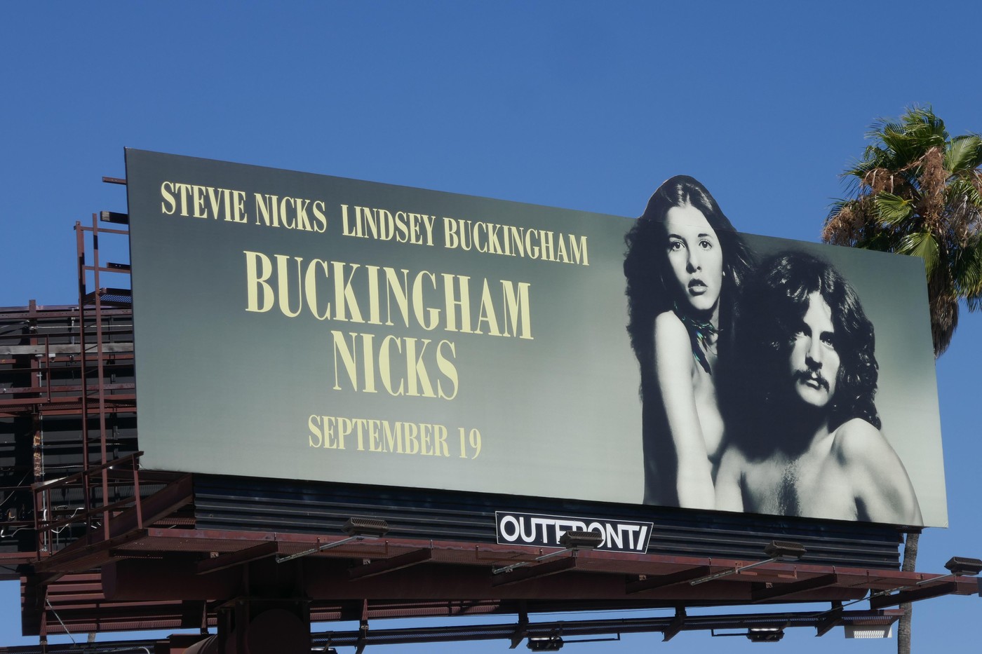 Lindsey Buckingham in Stevie Nicks najavljata prenovljeno različico svojega debitantskega albuma