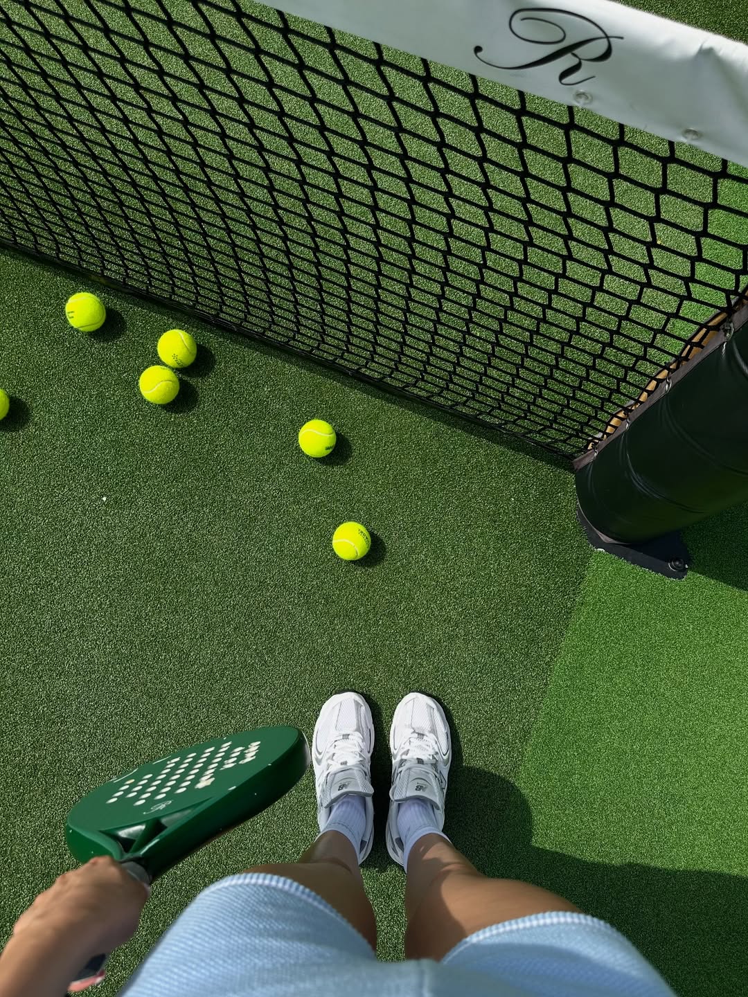 Padel kot najhitreje rastoči šport in trend, ki ga ne gre spregledati. Kje ga lahko igrate pri nas?