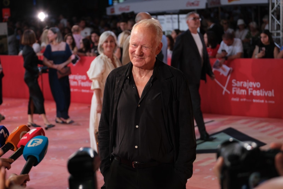 31. filmski festival v Sarajevu: Stellan Skarsgård sinoči prejel častno srce Sarajeva