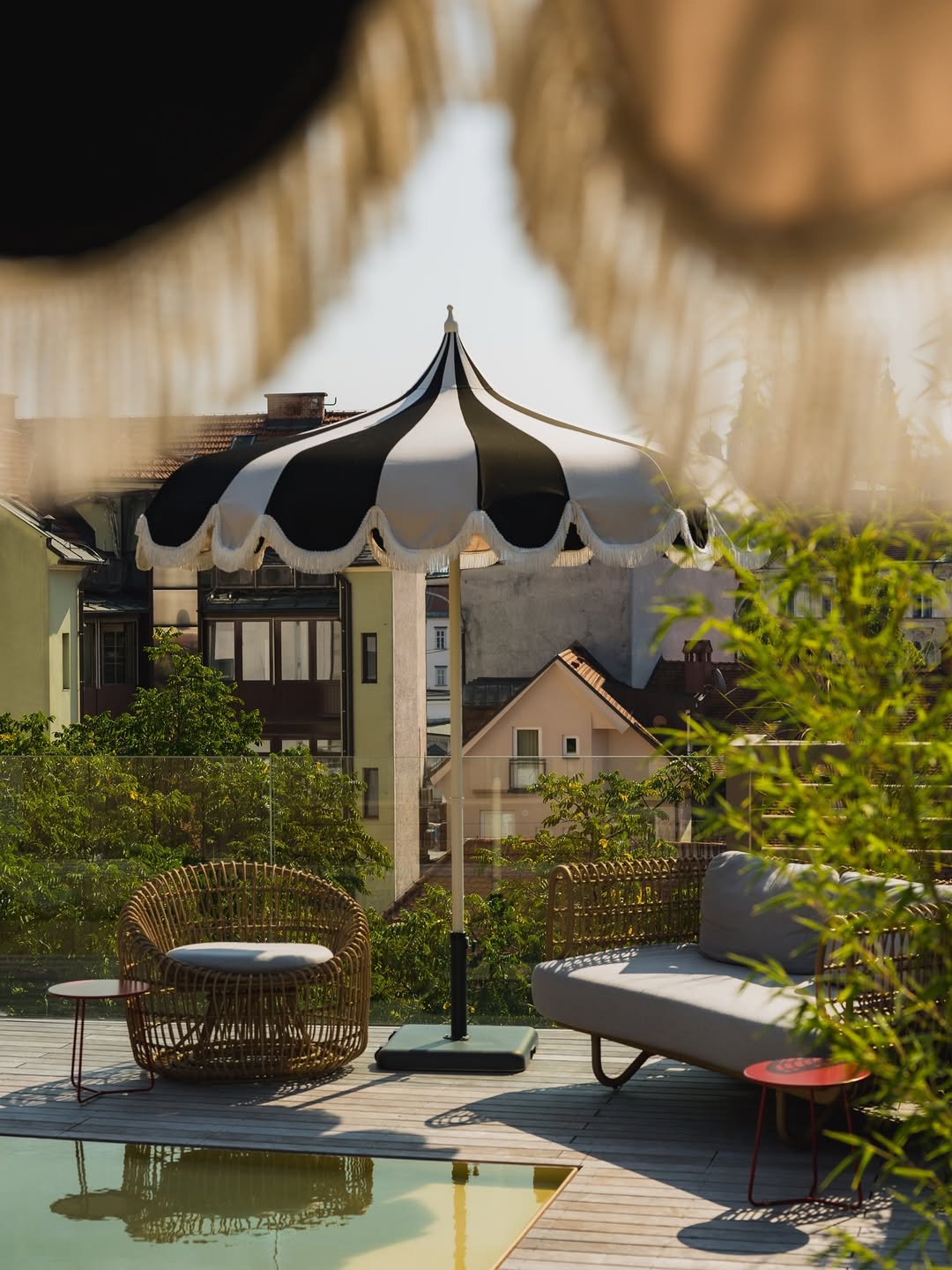 Za mestni oddih brez kompromisov: Butični hotel v skritem kotičku Ljubljane s pogledom na grad