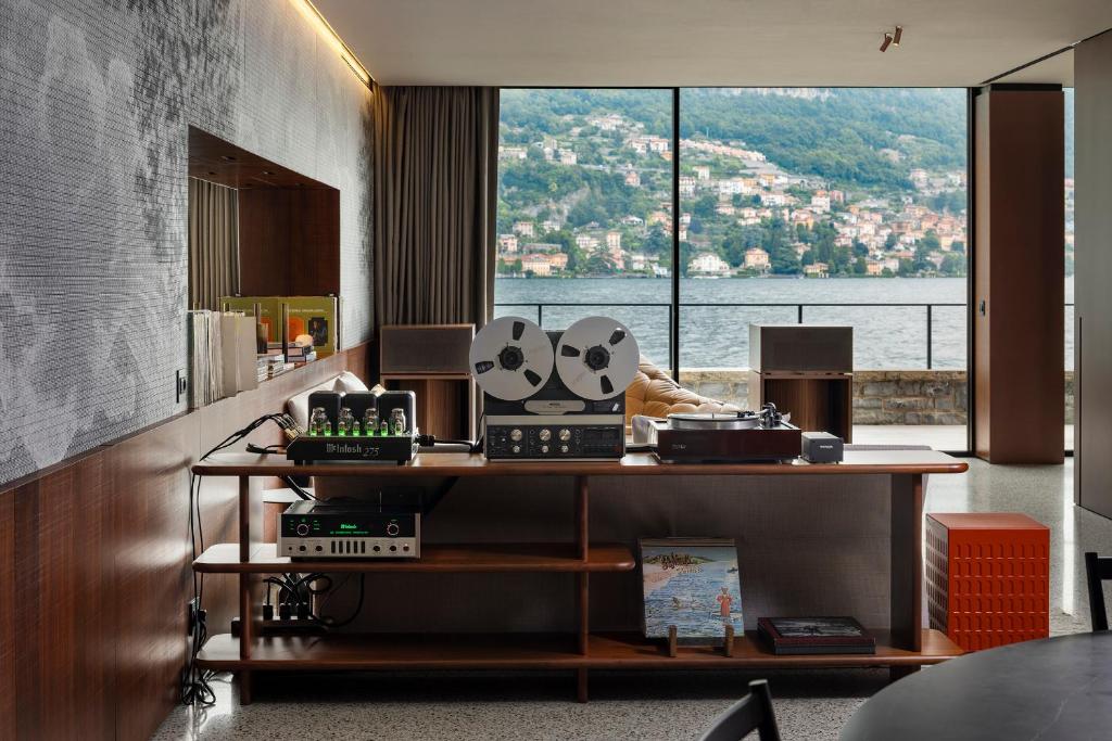 Il Sereno Lago di Como (1)