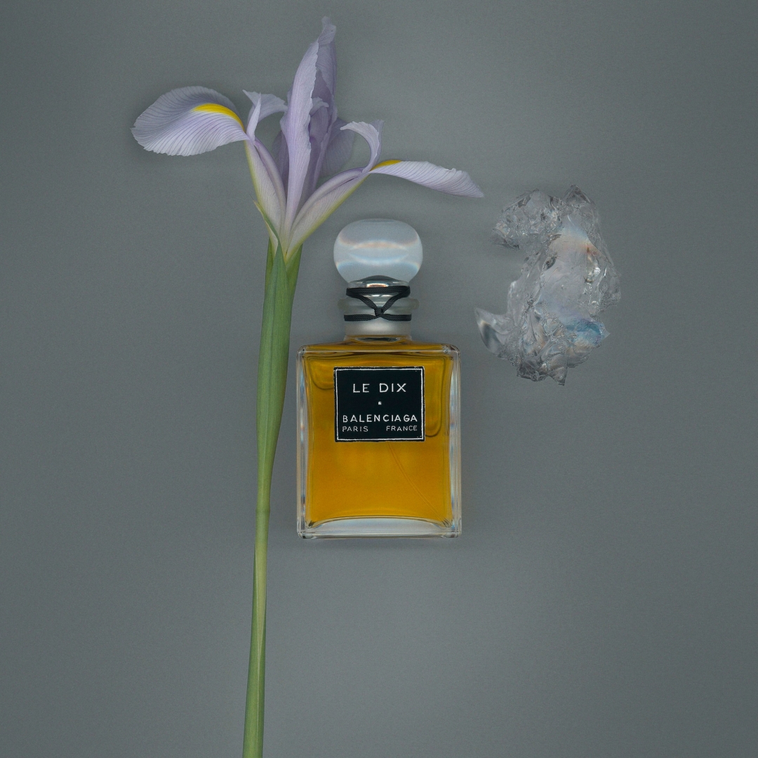 Balenciaga se vrača h koreninam: Prvi parfum Cristóbala Balenciage znova zaživel v sodobni dišavni kolekciji modne hiše