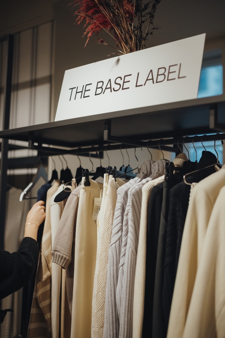 the base label