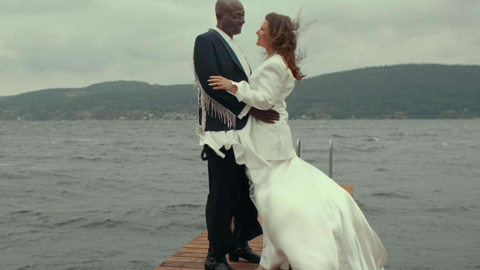 Kraljeva ljubezenska zgodba: Nova Netflixova uspešnica razkriva zakulisje romance norveške princese