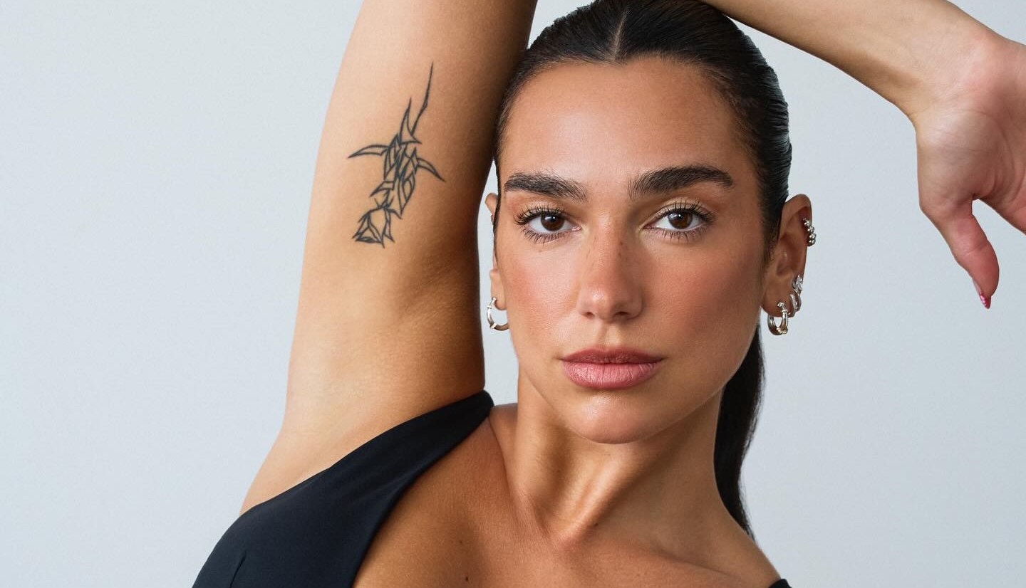 Dua Lipa začenja nov poslovni projekt in razkriva, kako izgleda njena fitnes rutina
