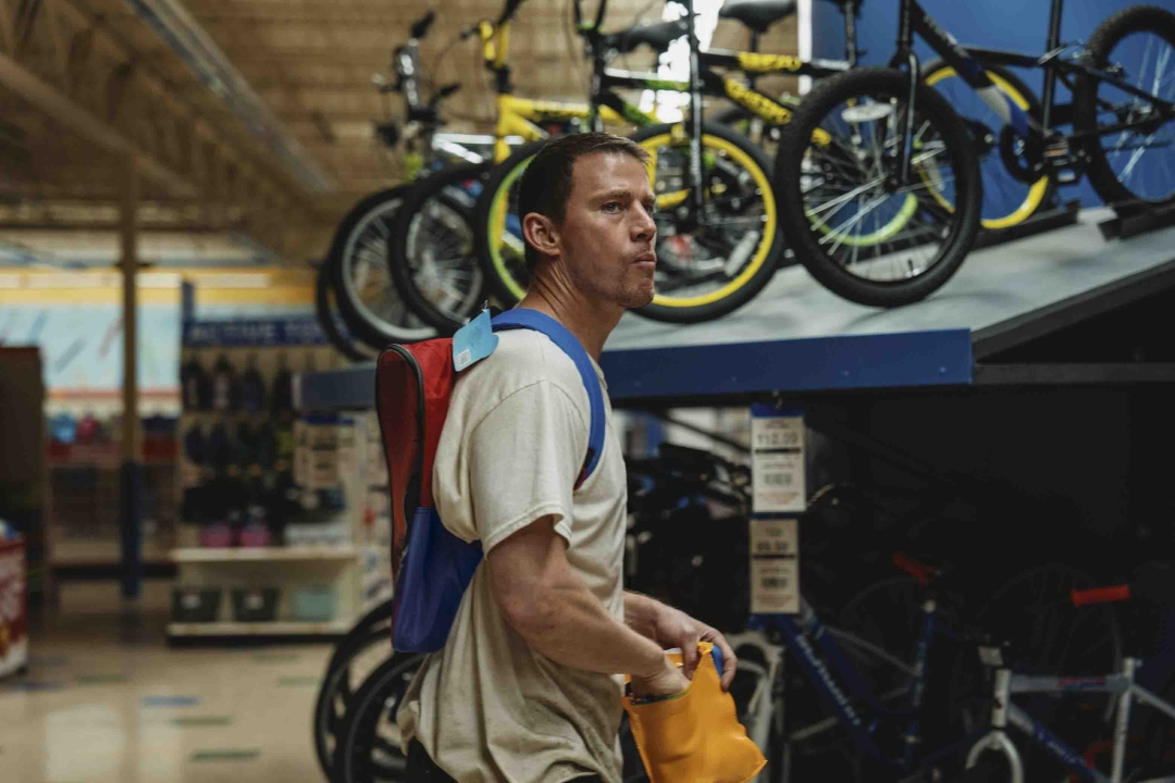 Film Ubežnik z višine Roofman CHANNING TATUM