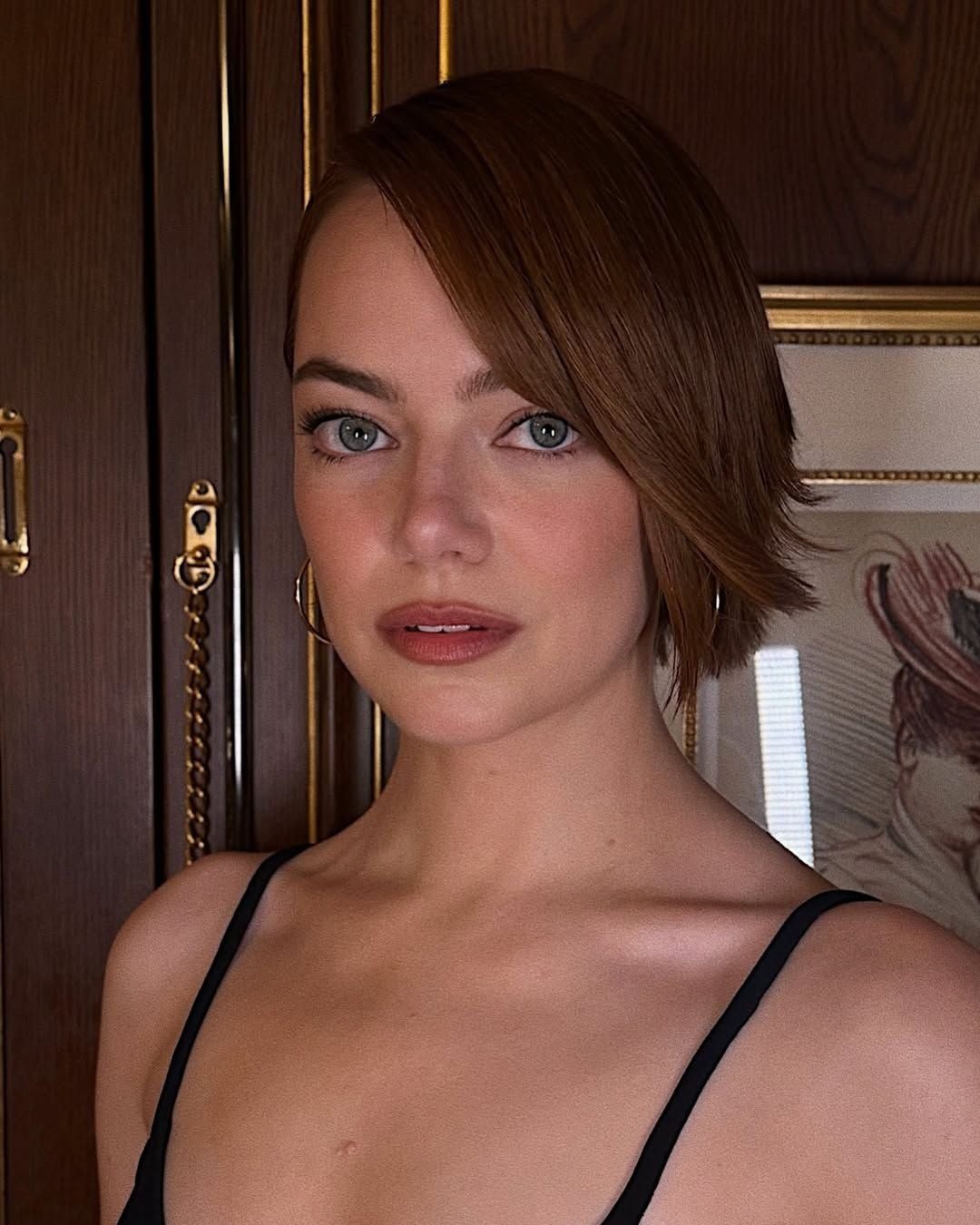 Kratek, igriv in izjemno šik: “Baby bob” je pričeska, ki dokazuje, da manj včasih res pomeni več