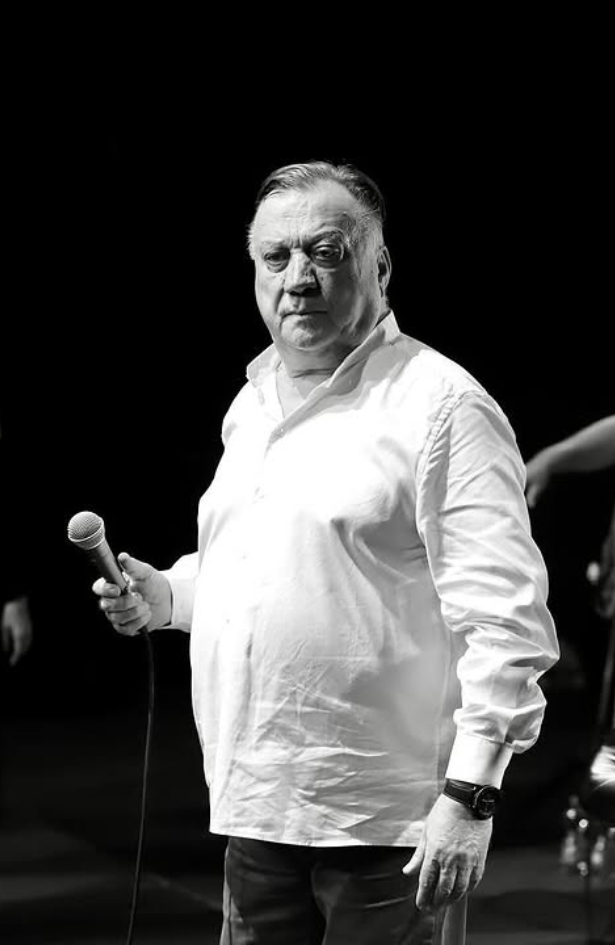 Zapustil nas je Halid Bešlić, glas, ki je dolga leta nosil ljubezen, žalost in veselje Balkana