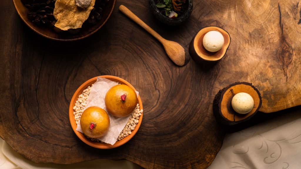 Teden restavracij Pavus-amuse-bouche-foto-Gašper-Skorja