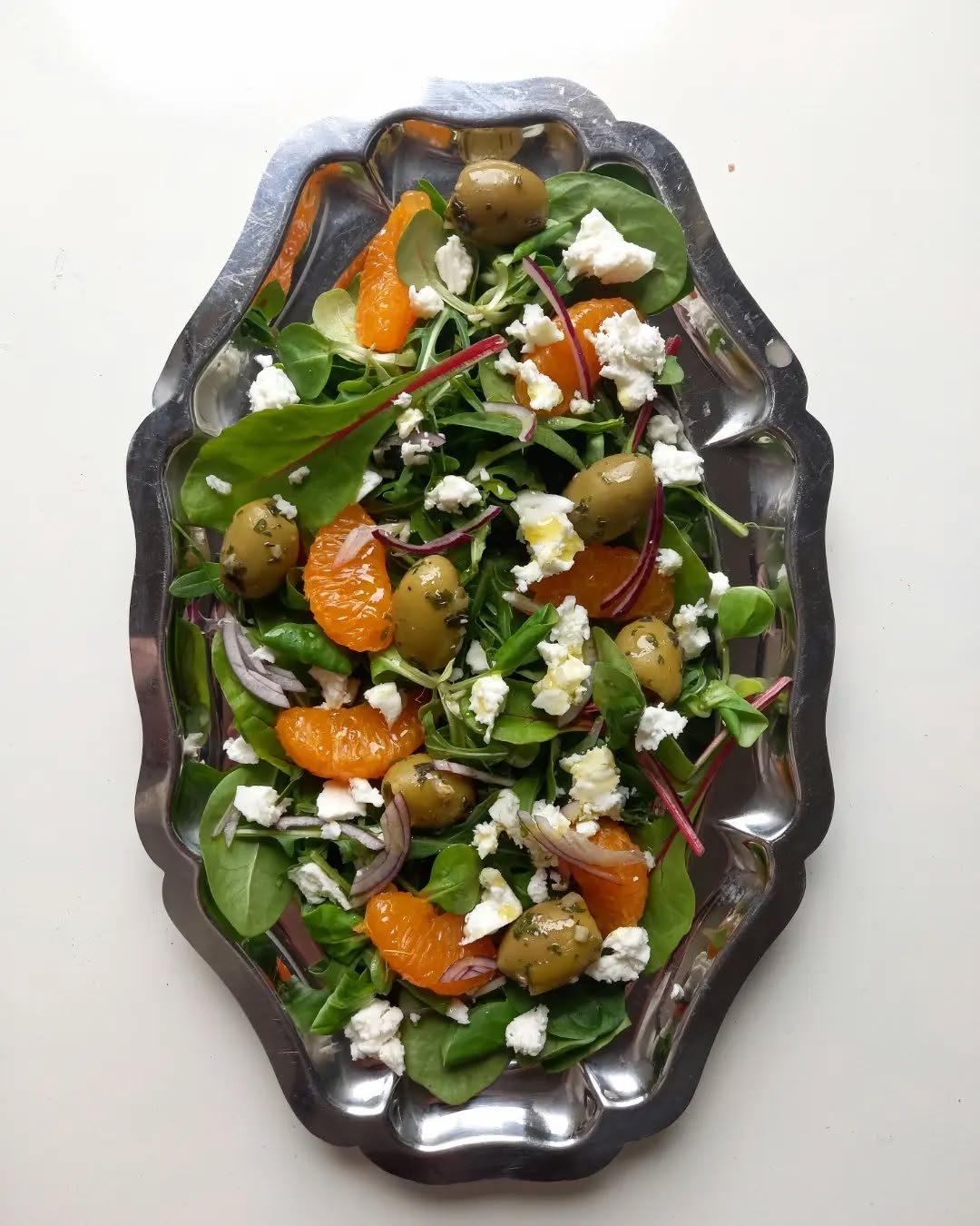 Sezona mandarin je tu in postajajo naša najljubša sestavina v solatah