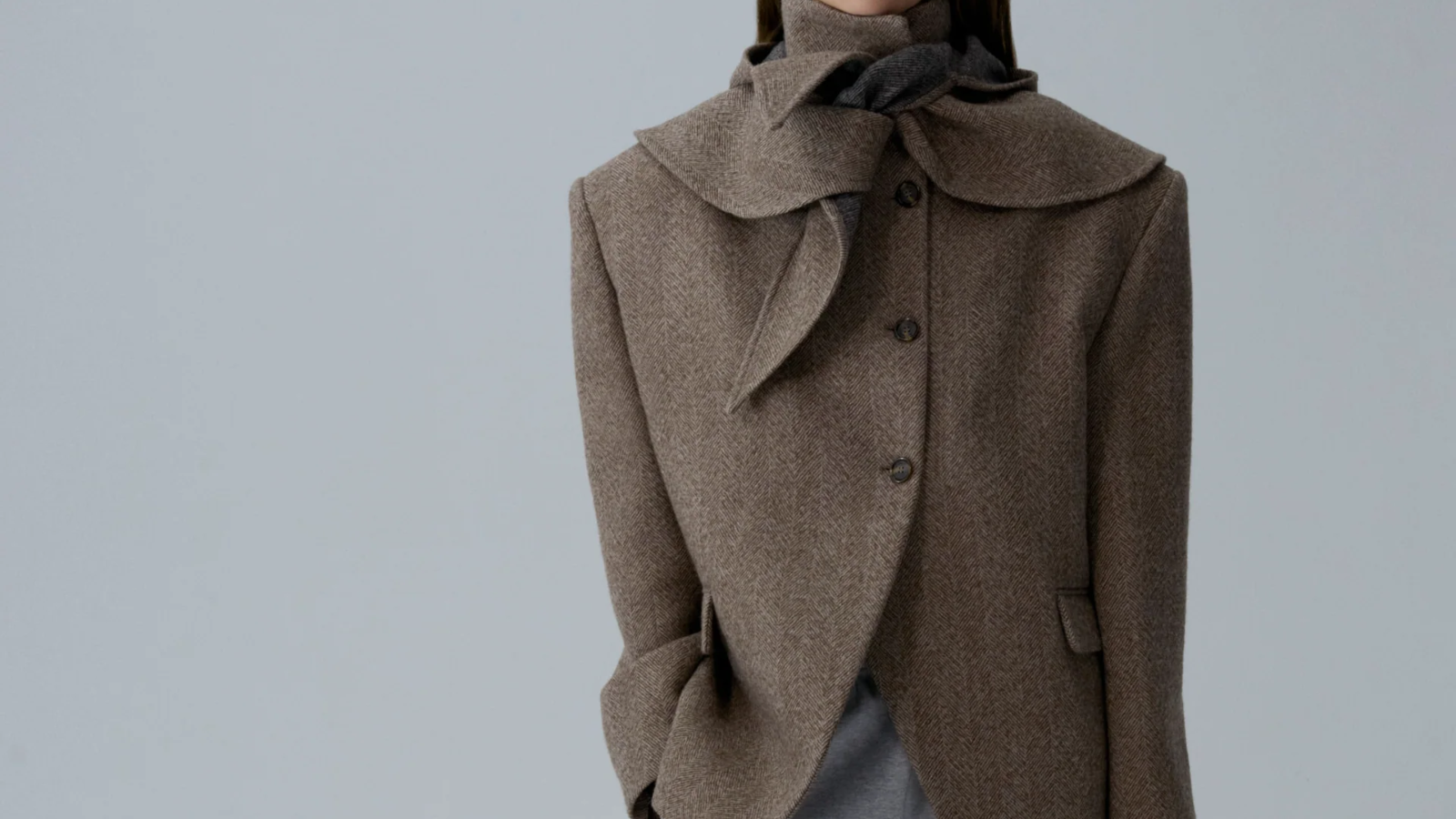 Journalov seznam želja: Suknjič Magda Butrym z volnenim šalom