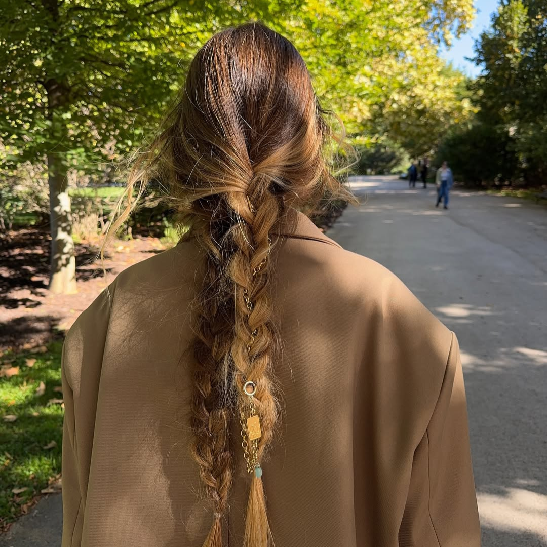 Kite nosimo skozi vse leto, a v jesenski sezoni postanejo še posebej priljubljene