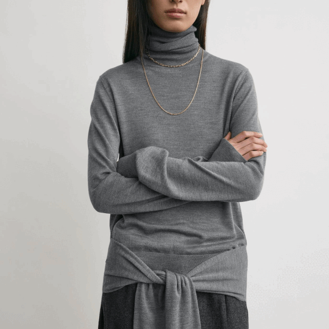 Journalov seznam želja: En ali dva puloverja? Toteme je predstavil zelo zanimivo pletenino