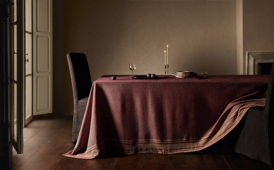 Zara Home je predstavila novo božično kolekcijo: Elegantno, toplo in polno praznične nostalgije