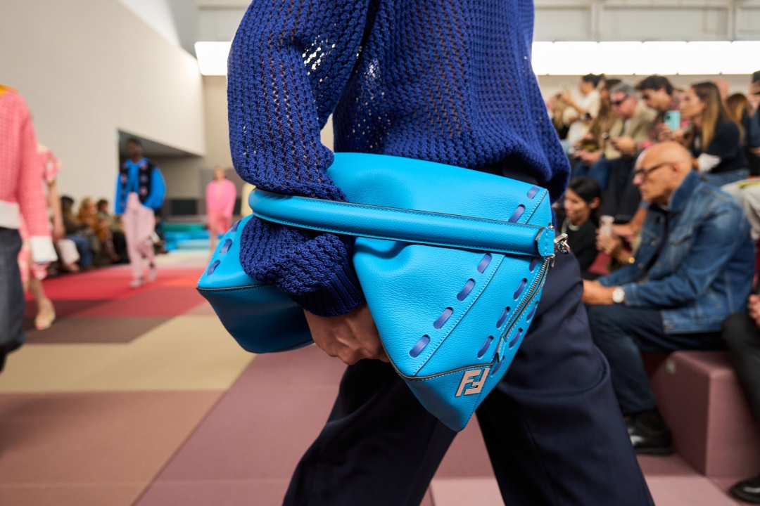 kobalt plava trendi boja