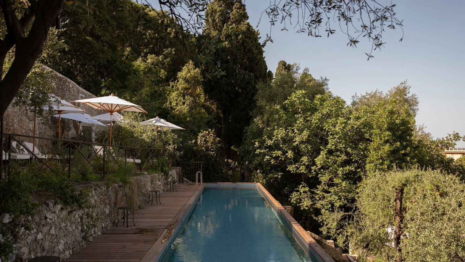 Oaza miru v Nici: Nekdanji samostan, spremenjen v čudovit hotel s pogledom na Sredozemlje